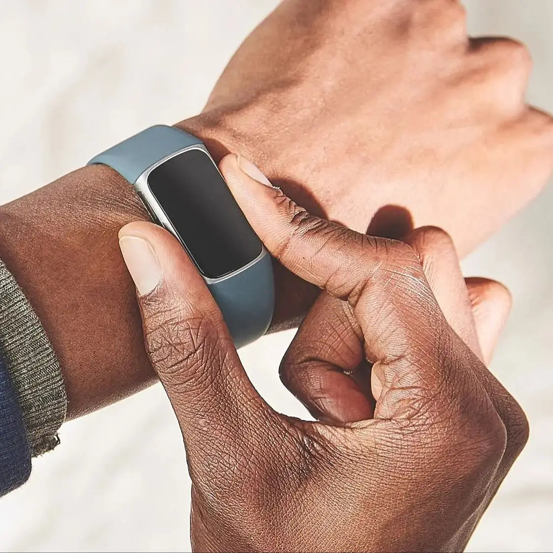 Fitbit Charge 5 Advanced Health & Fitness Tracker